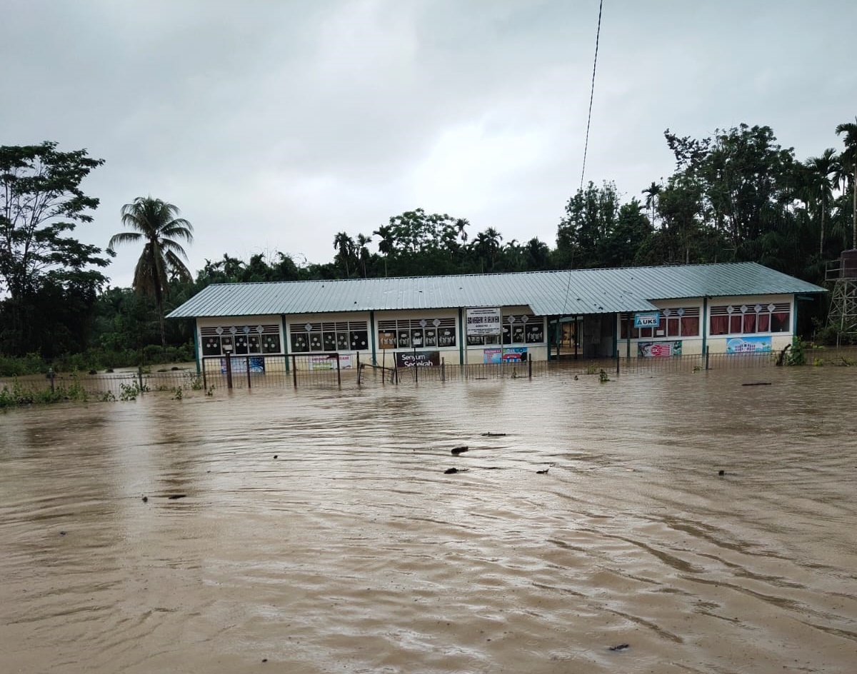 Banjir Rendam SDN 13 Jeunieb, Aktivitas Belajar Mengajar Terhenti Sementara