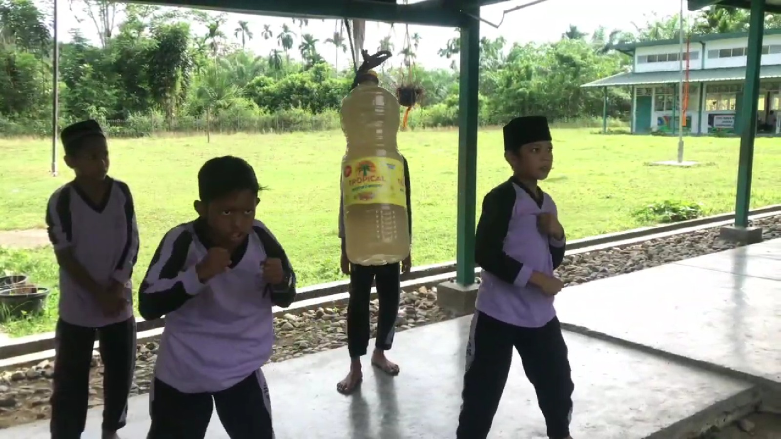 Pengawas Sekolah Tinjau Kemajuan Penerapan Pembelajaran Mendalam